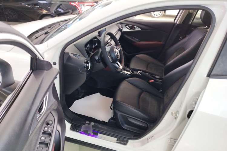 Used Mazda CX-3 2018 2.0L Automatic Prestige Edition Interior 3