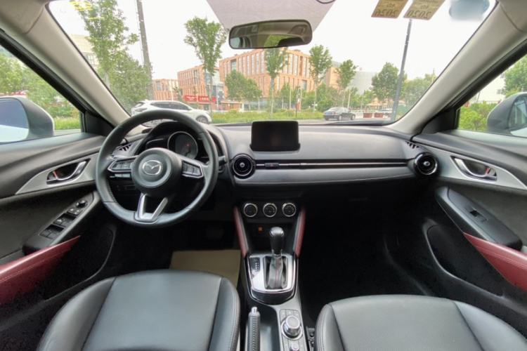 Used Mazda CX-3 2018 2.0L Automatic Prestige Edition Interior 3