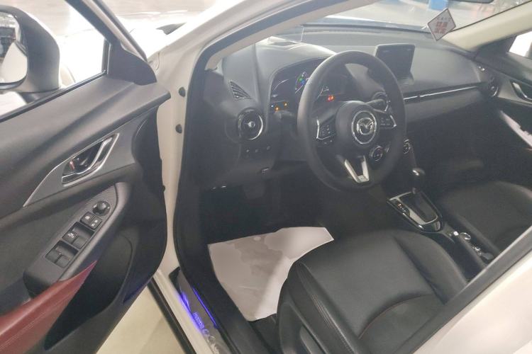 Used Mazda CX-3 2018 2.0L Automatic Prestige Edition Interior 3