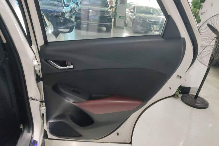 Used Mazda CX-3 2018 2.0L Automatic Prestige Edition Interior 6