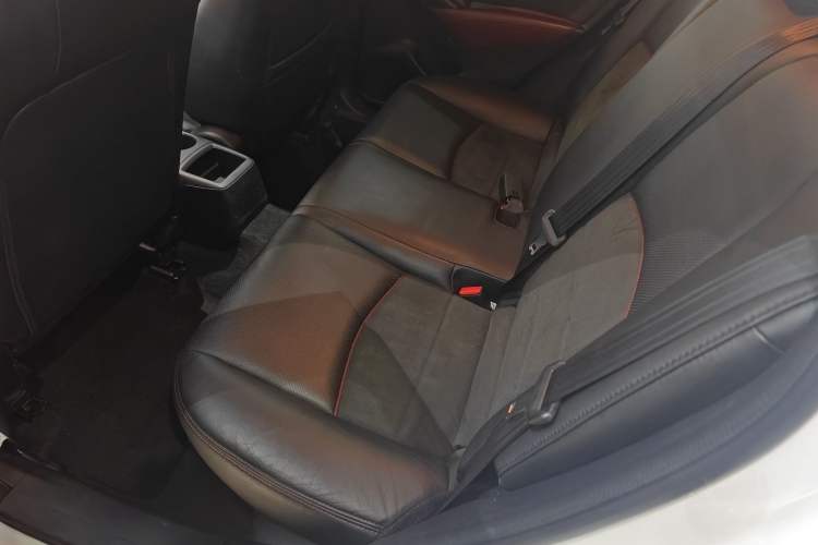Used Mazda CX-3 2018 2.0L Automatic Prestige Edition Interior 7