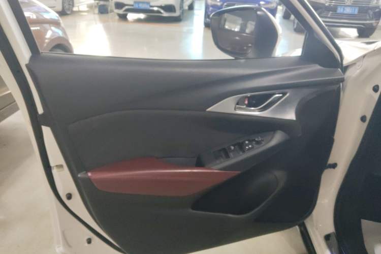 Used Mazda CX-3 2018 2.0L Automatic Prestige Edition Interior 7