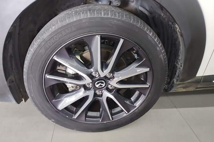 Used Mazda CX-3 2018 2.0L Automatic Prestige Edition Left Front Wheel Hub