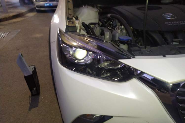 Used Mazda CX-3 2018 2.0L Automatic Prestige Edition Right Front Headlight
