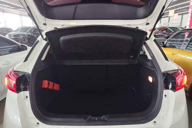 Used Mazda CX-3 2018 2.0L Automatic Prestige Edition Trunk