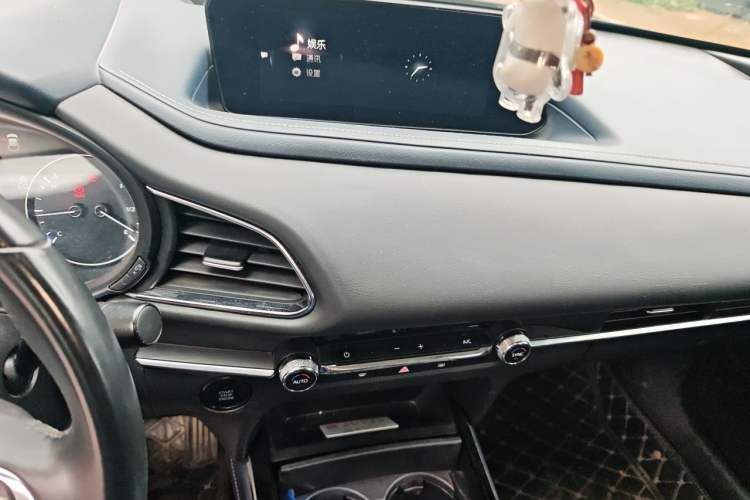 Used Mazda CX-30 2020 2.0L Automatic YAYUE Version Audio And AC Panel