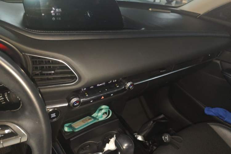 Used Mazda CX-30 2020 2.0L Automatic Yaoyue Model Audio And AC Panel