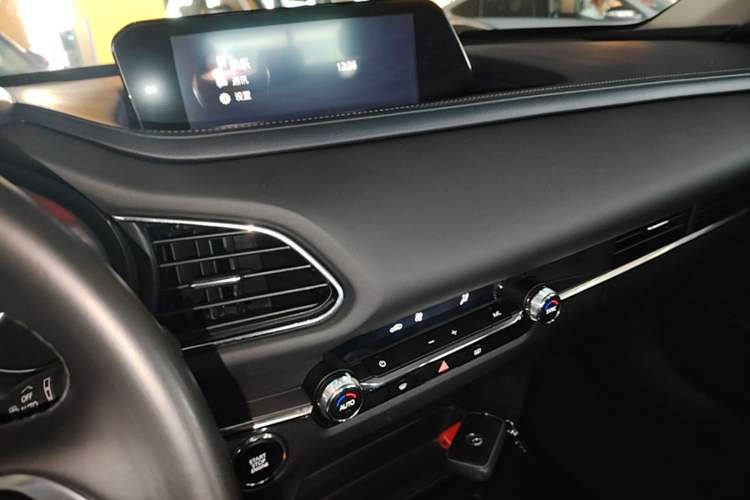 Used Mazda CX-30 2020 2.0L Automatic Yaoyue Model Audio And AC Panel