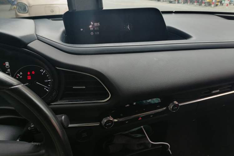 Used Mazda CX-30 2020 2.0L Automatic YAYUE Version Audio And AC Panel