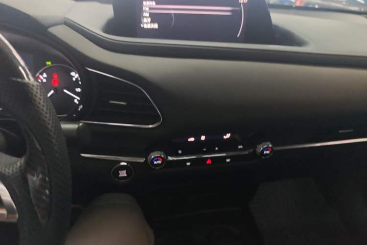 Used Mazda CX-30 2020 2.0L Automatic Yaoyue Model Audio And AC Panel