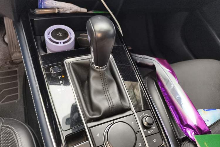 Used Mazda CX-30 2020 2.0L Automatic Joyful Model Gear Lever