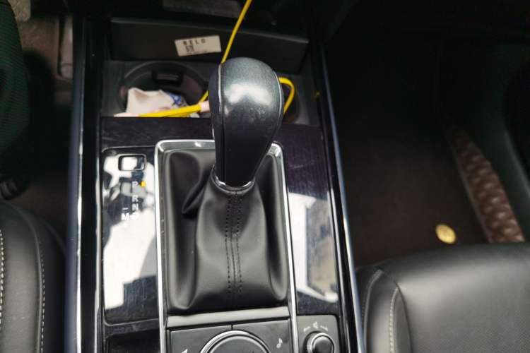 Used Mazda CX-30 2020 2.0L Automatic Joyful Model Gear Lever