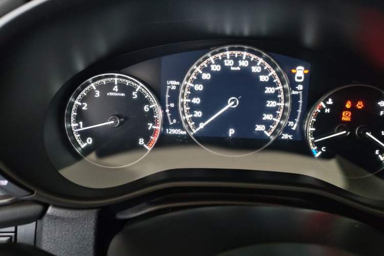 Used Mazda CX-30 2020 2.0L Automatic Zhiyue Trim Odometer Close Up