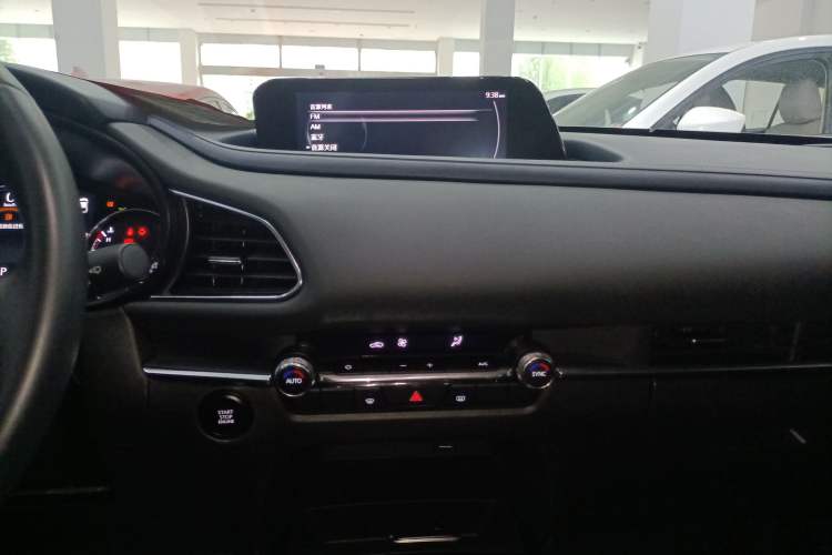 Used Mazda CX-30 2020 2.0L Automatic YAYUE Version Audio And AC Panel