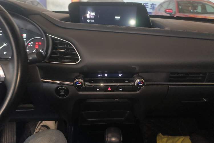 Used Mazda CX-30 2020 2.0L Automatic Joyful Model Audio And AC Panel