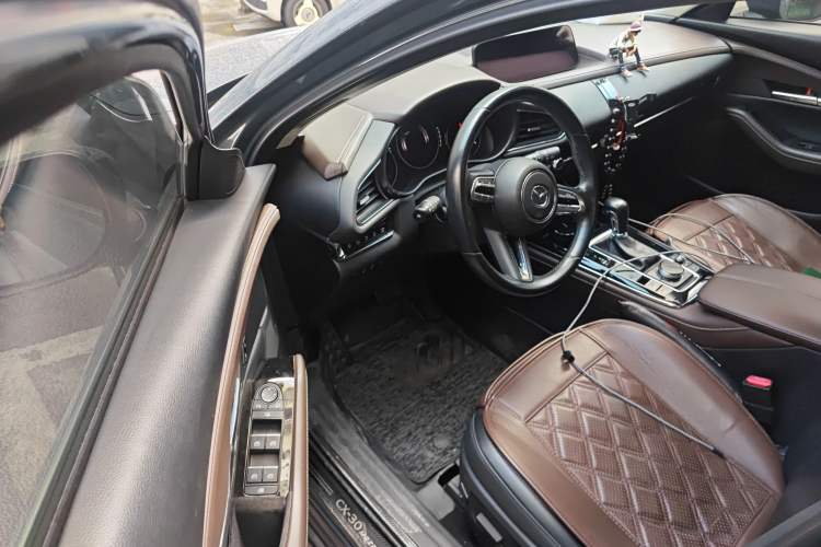 Used Mazda CX-30 2020 2.0L X Compression Ignition Prestige Version Driver Seat