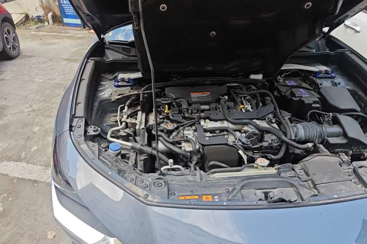 Used Mazda CX-30 2020 2.0L X Compression Ignition Prestige Version Engine Bay Right