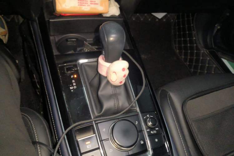 Used Mazda CX-30 2020 2.0L Automatic Joyful Model Gear Lever