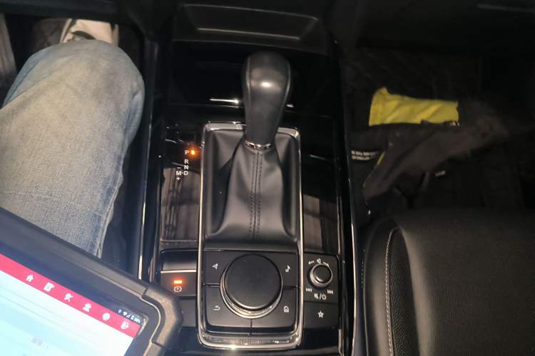 Used Mazda CX-30 2020 2.0L Automatic Joyful Model Gear Lever