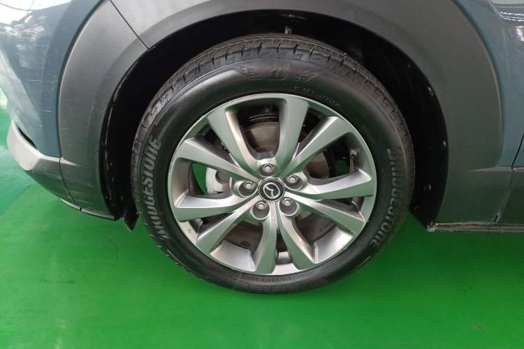 Used Mazda CX-30 2020 2.0L Automatic Joyful Model Left Front Wheel Hub