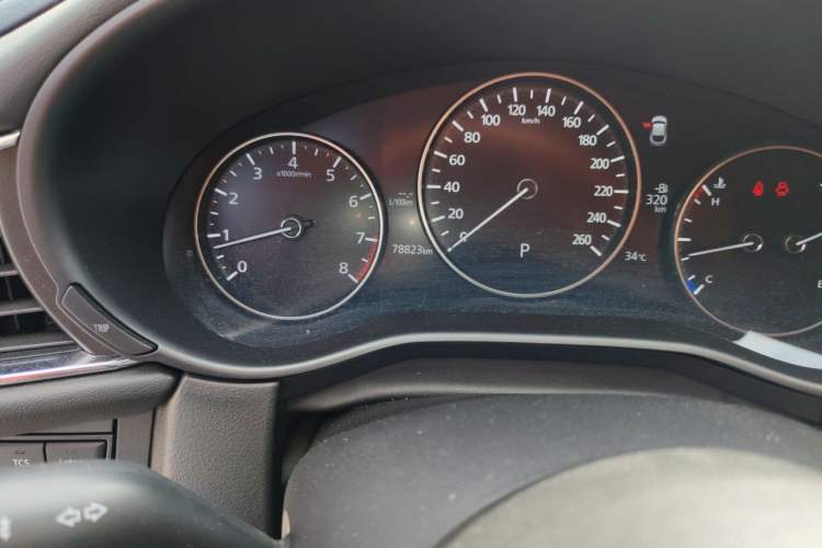 Used Mazda CX-30 2020 2.0L Automatic Joyful Model Odometer Close Up