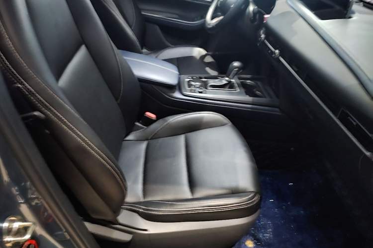 Used Mazda CX-30 2020 2.0L Automatic Zhiyue Trim Right Front Seat