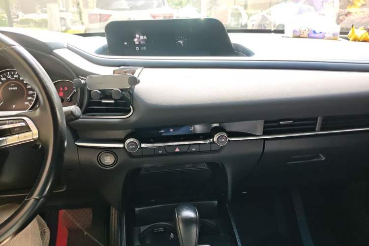 Used Mazda CX-30 2020 2.0L Automatic Joyful Model Audio And AC Panel