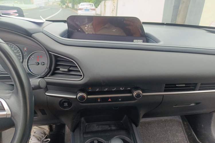 Used Mazda CX-30 2020 2.0L Automatic Zhiyue Trim Audio And AC Panel
