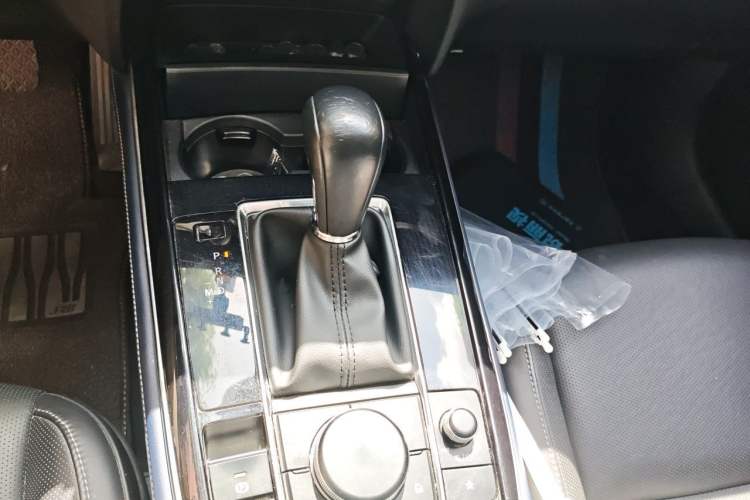Used Mazda CX-30 2020 2.0L Automatic Joyful Model Gear Lever