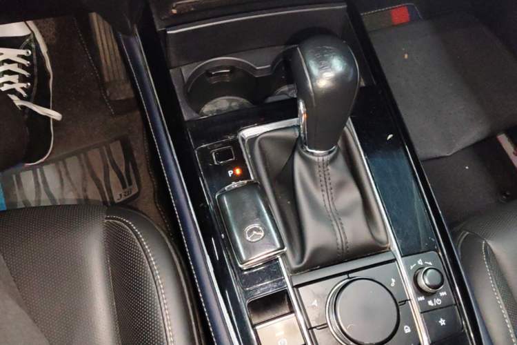Used Mazda CX-30 2020 2.0L Automatic Joyful Model Gear Lever