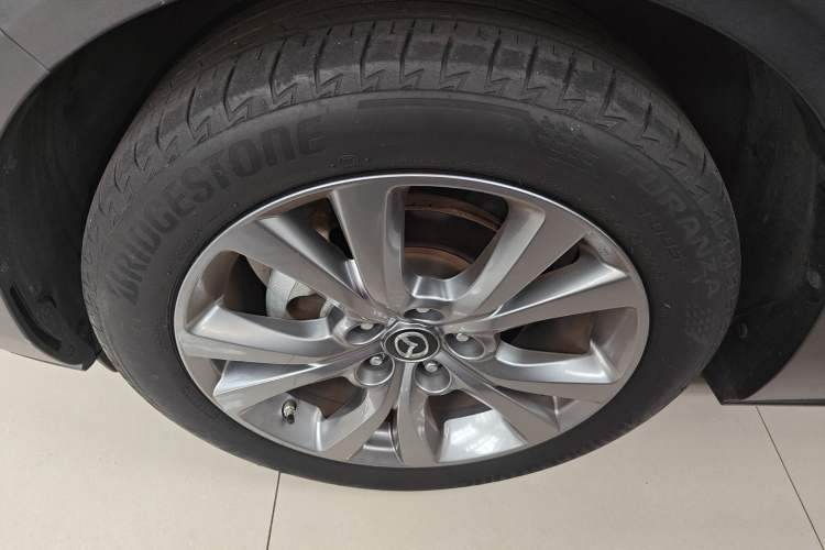 Used Mazda CX-30 2020 2.0L Automatic Joyful Model Left Front Wheel Hub