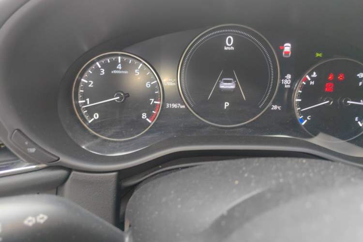 Used Mazda CX-30 2020 2.0L Automatic YAYUE Version Odometer Close Up