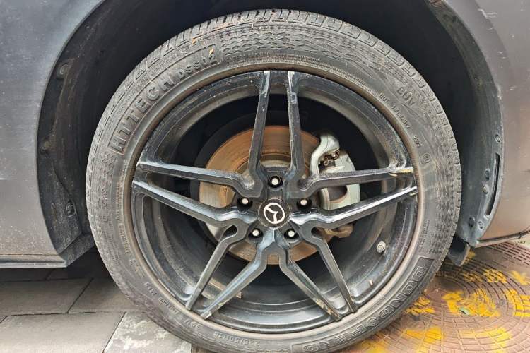 Used Mazda CX-30 2020 2.0L X Compression Ignition Prestige Version Right Front Wheel Hub