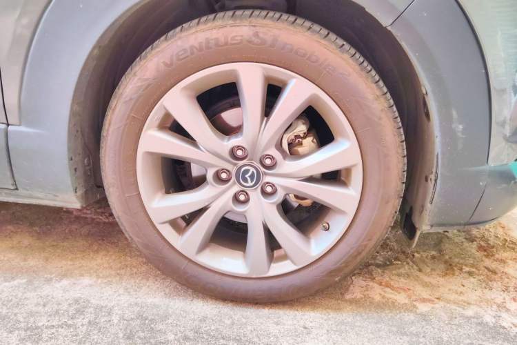 Used Mazda CX-30 2020 2.0L Automatic Joyful Model Right Front Wheel Hub