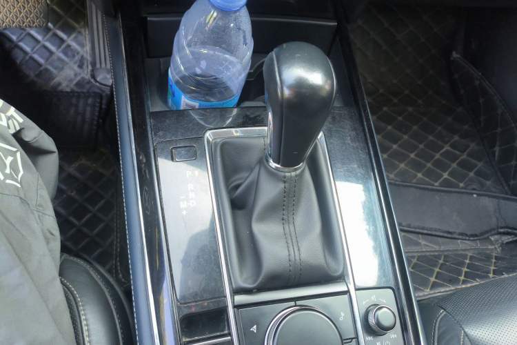 Used Mazda CX-30 2020 2.0L Automatic Joyful Model Gear Lever