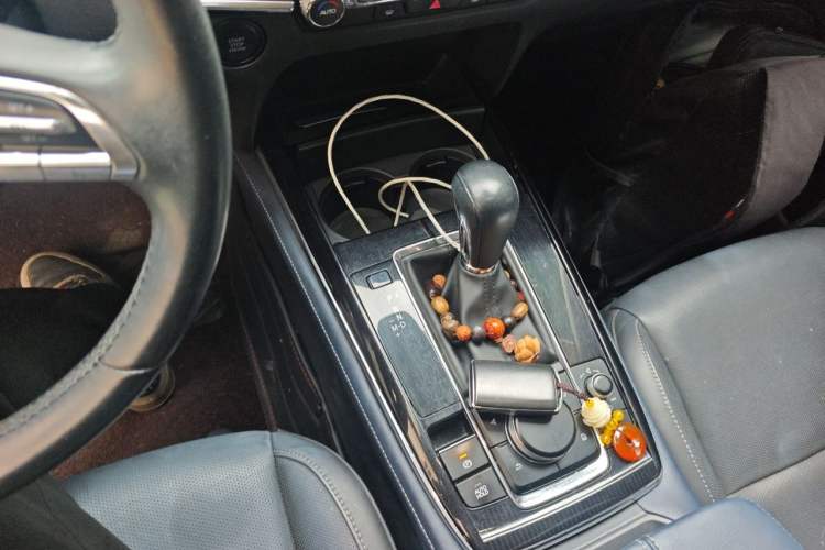 Used Mazda CX-30 2020 2.0L Automatic Joyful Model Gear Lever