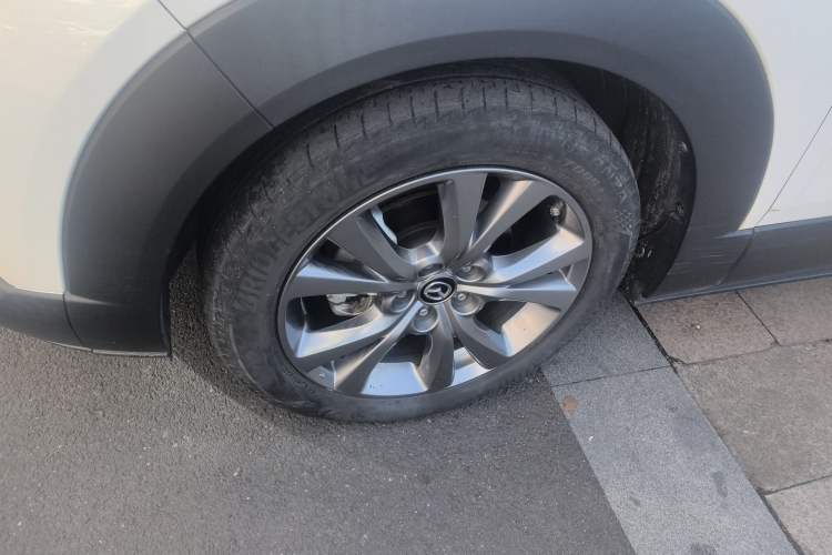 Used Mazda CX-30 2020 2.0L Automatic Joyful Model Left Front Wheel Hub