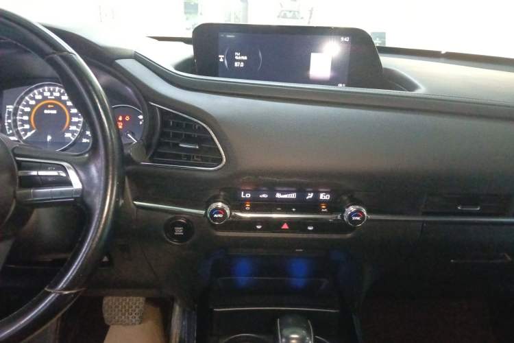 Used Mazda CX-30 2021 2.0L Automatic YAYUE Version Audio And AC Panel