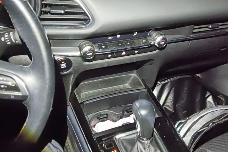Used Mazda CX-30 2021 2.0L Automatic YAYUE Version Audio And AC Panel