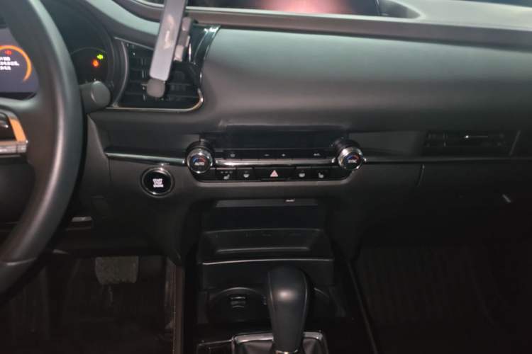 Used Mazda CX-30 2021 2.0L Automatic Zhaoyue Trim Audio And AC Panel
