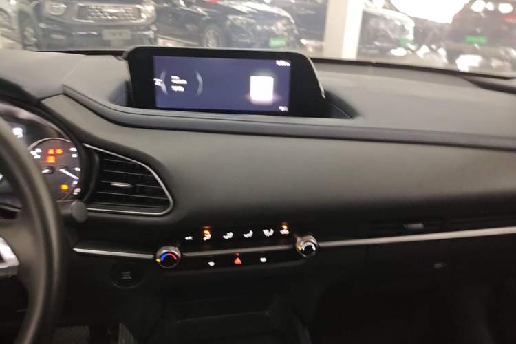 Used Mazda CX-30 2021 2.0L Automatic Zhiyue Trim Audio And AC Panel