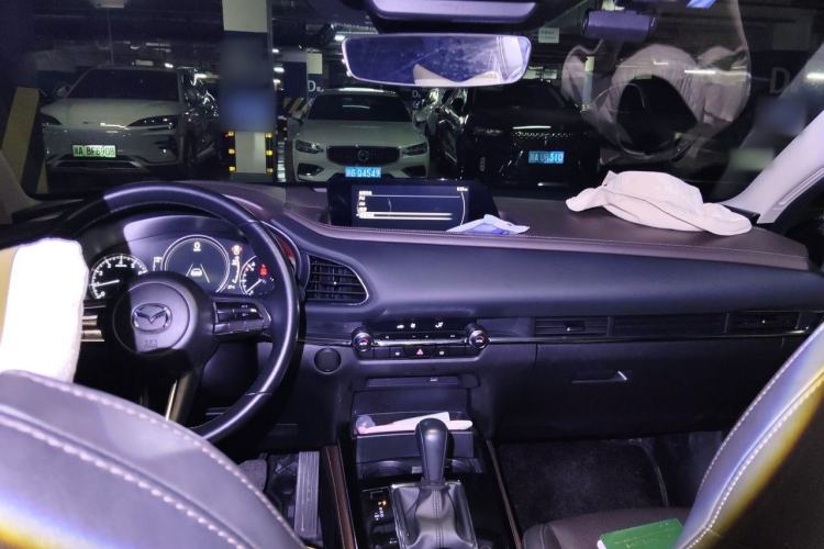 Used Mazda CX-30 2021 2.0L Automatic Joyful Edition Center Console