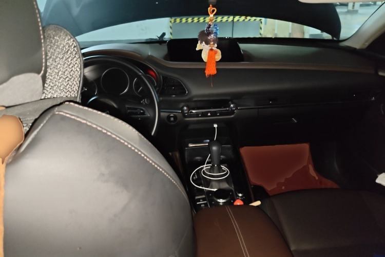 Used Mazda CX-30 2021 2.0L Automatic Joyful Edition Center Console
