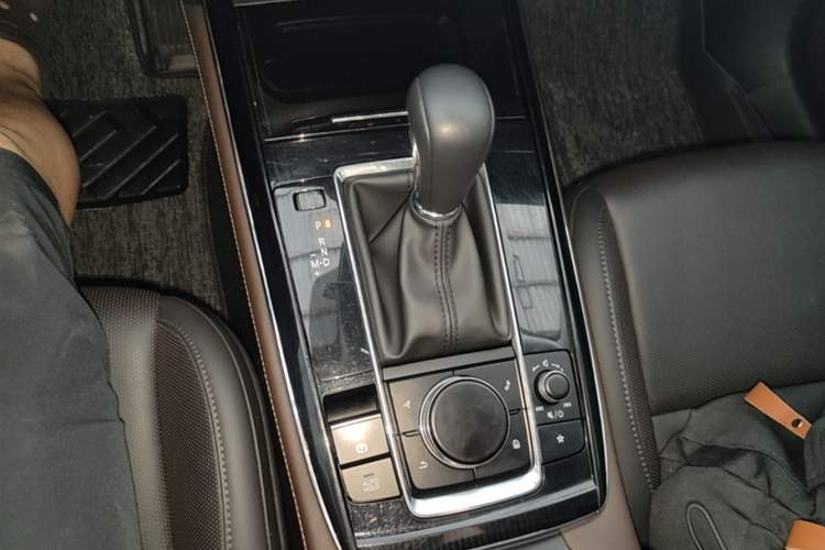Used Mazda CX-30 2021 2.0L Automatic Joyful Edition Gear Lever