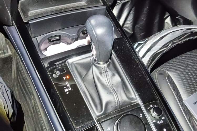 Used Mazda CX-30 2021 2.0L Automatic YAYUE Version Gear Lever