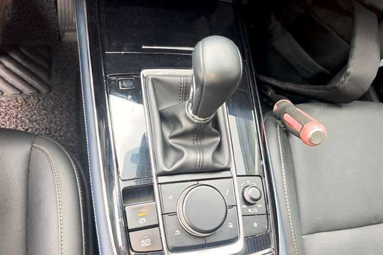 Used Mazda CX-30 2021 2.0L Automatic YAYUE Version Gear Lever