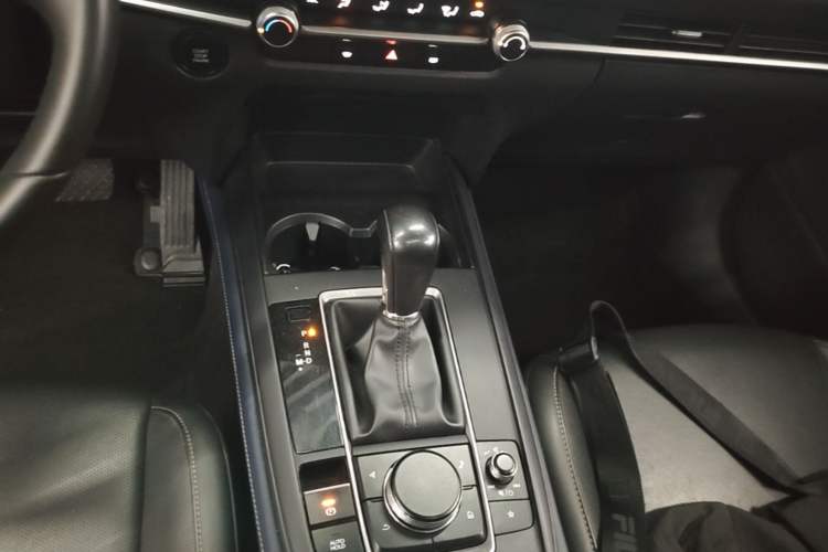 Used Mazda CX-30 2021 2.0L Automatic Zhiyue Trim Gear Lever