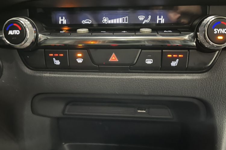 Used Mazda CX-30 2021 2.0L Automatic YAYUE Version Interior 4
