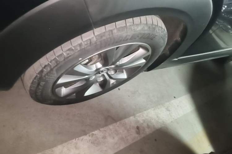 Used Mazda CX-30 2021 2.0L Automatic Joyful Edition Left Front Wheel Hub