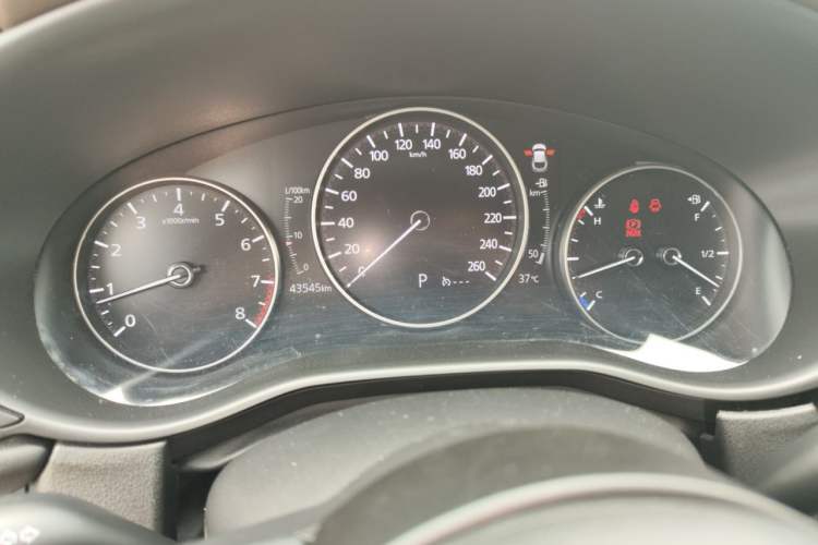 Used Mazda CX-30 2021 2.0L Automatic Joyful Edition Odometer Close Up